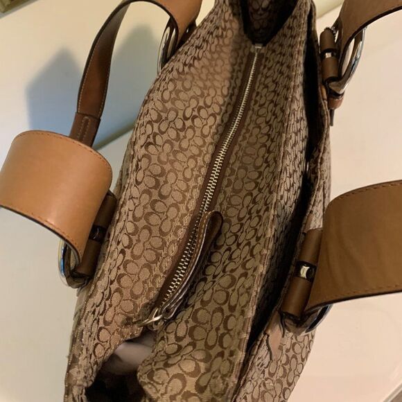 Coach handbag, purse, tote, EUC, classic fabric, leather trim, horse har… - Picture 9 of 16